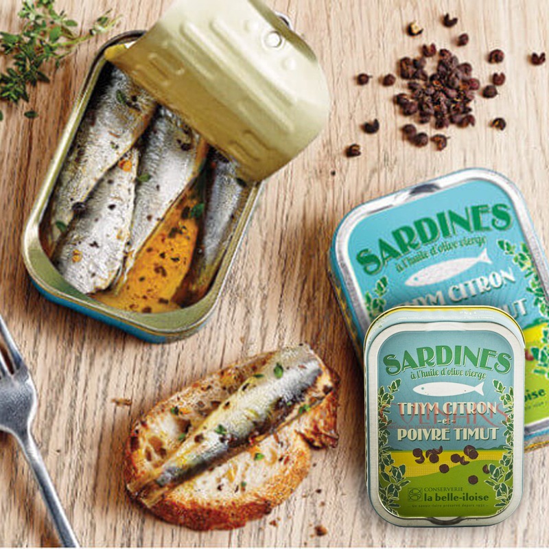 sardines in retail packaging